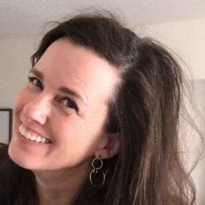 Meet your Posher, Leslie